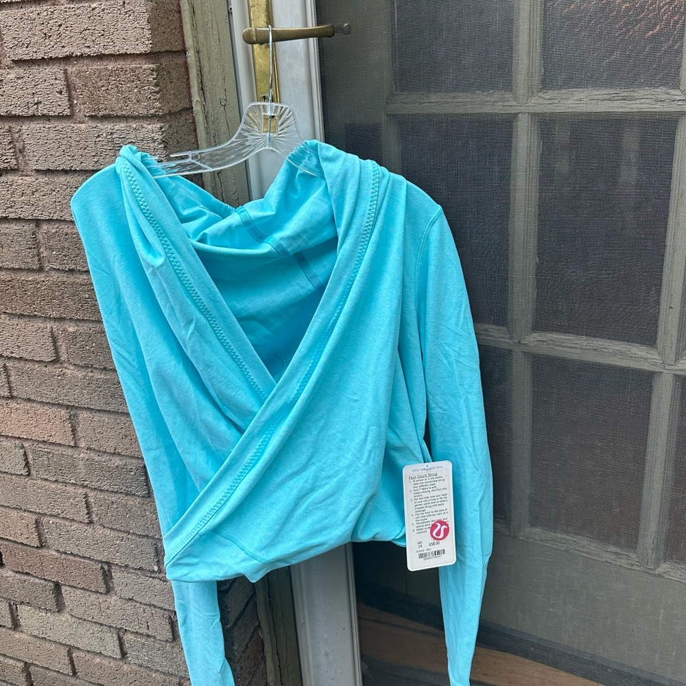 NWT Ivivva Four Count Shrug Sky Blue Size 14